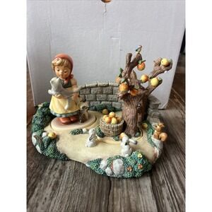 Goebel‎ Hummel KinderPark 921-D  1997 Limited Edition Apple Tree & Tender Love